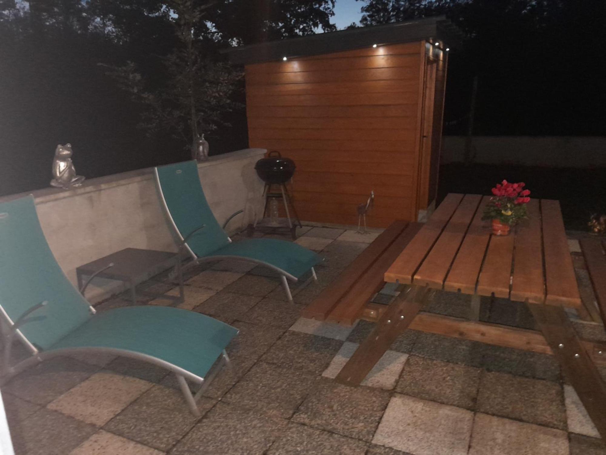 Le Petit Pays Apartment Montgivray Екстериор снимка